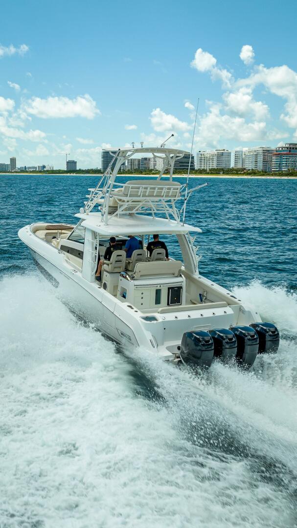 2016 Boston Whaler - Image 51