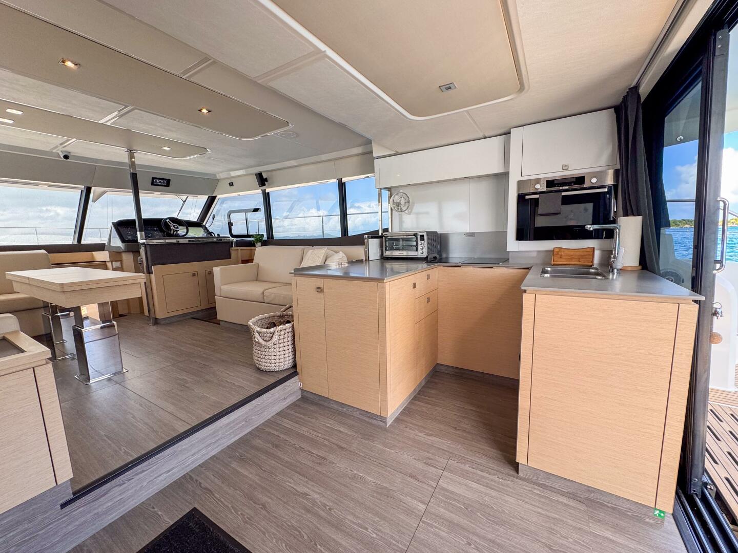 2021 Fountaine Pajot MY44 - Image 51
