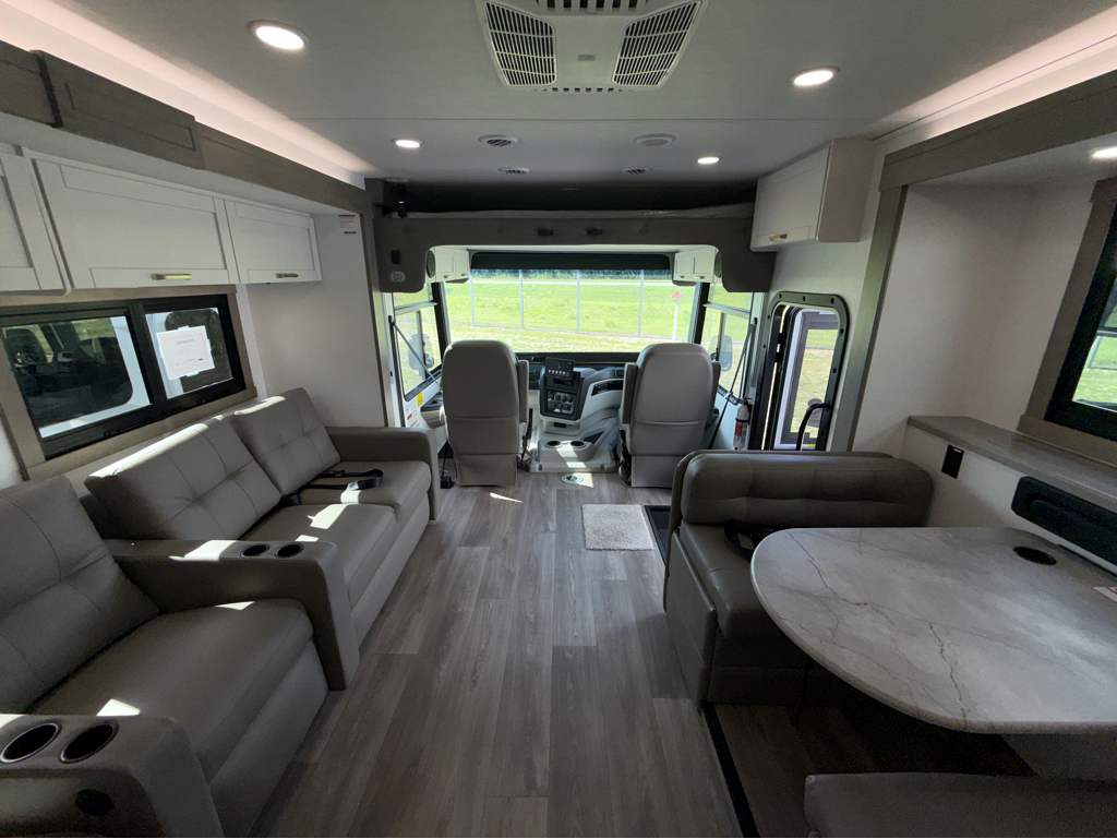 2027 ENTEGRA COACH VISION XL 36C - Image 15
