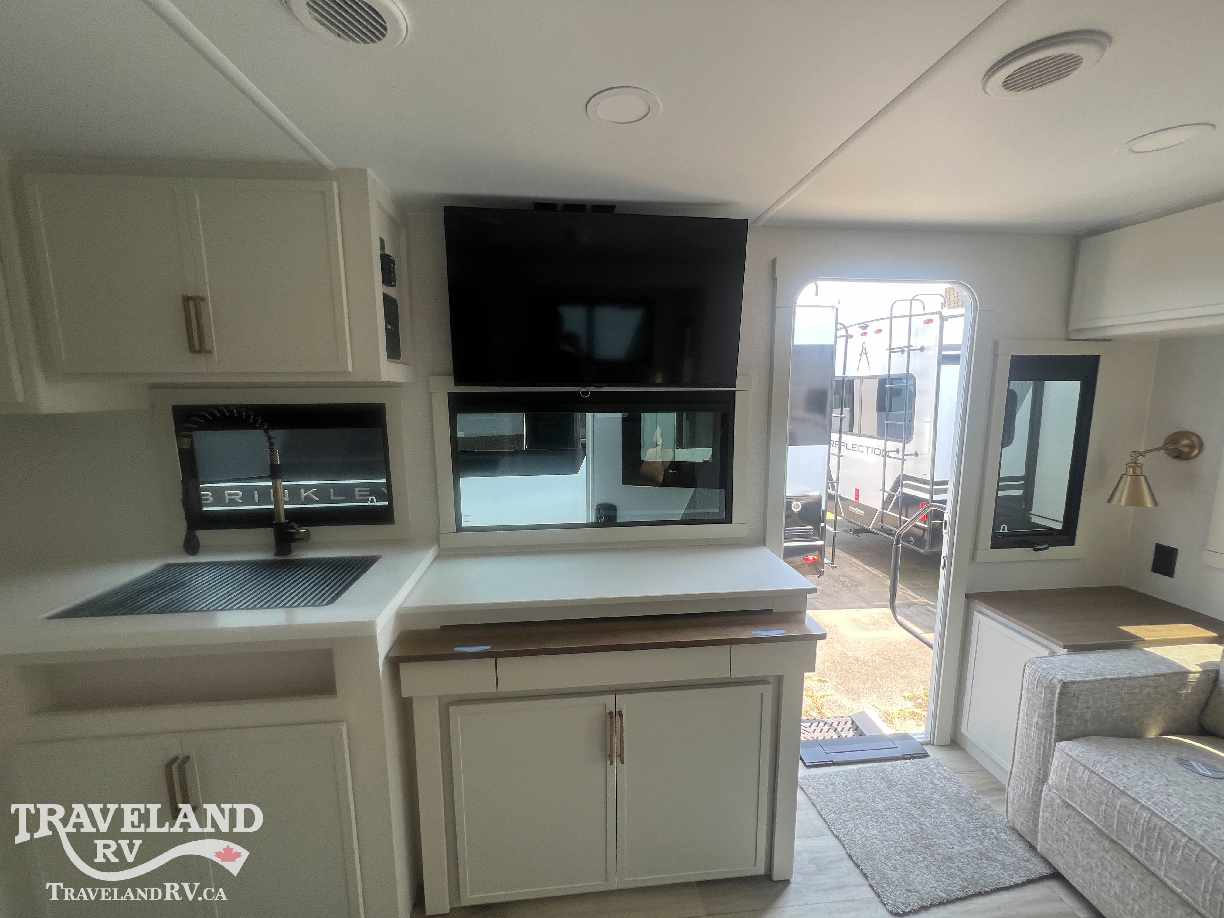 2027 BRINKLEY RV MODEL IX 25X - Image 10