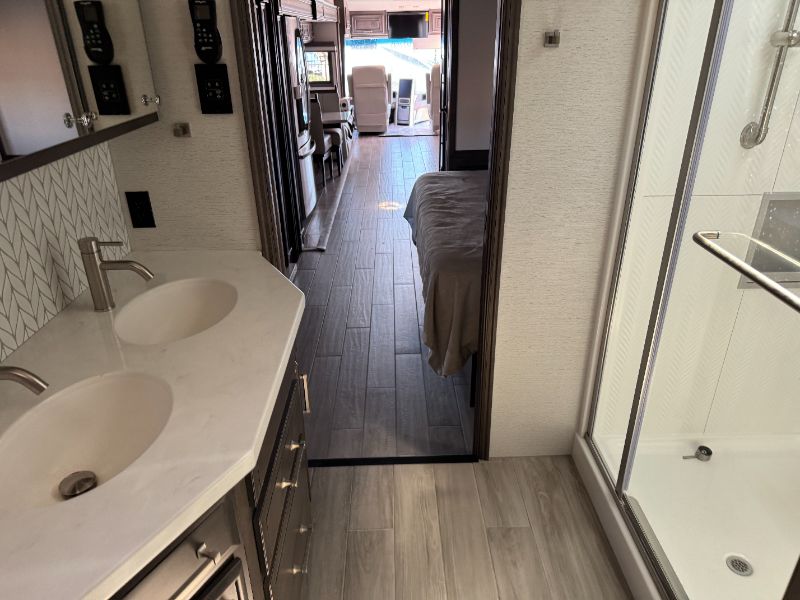 2026 Entegra Coach Aspire 44V - Image 22