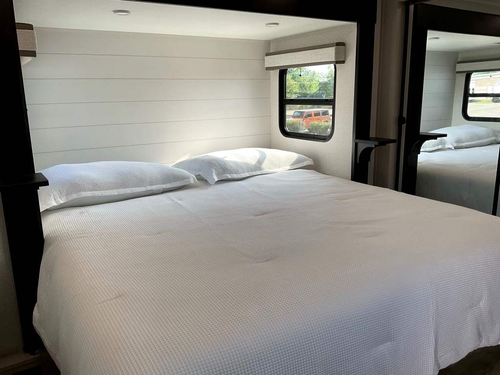 2026 JAYCO SEISMIC 395 - Image 28