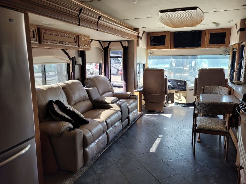 2015 Newmar Ventana LE 3849 - Image 25