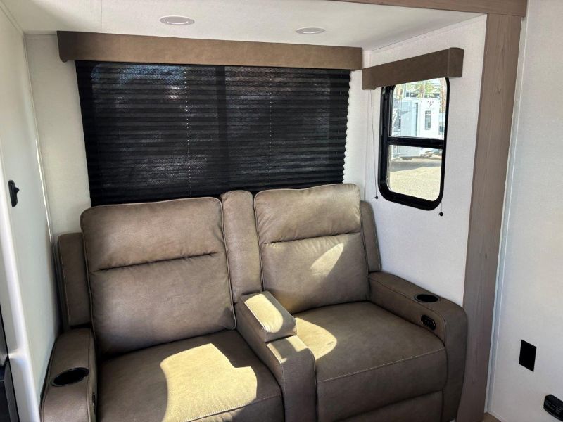 2026 Grand Design Transcend XPLOR 25MLX - Image 11
