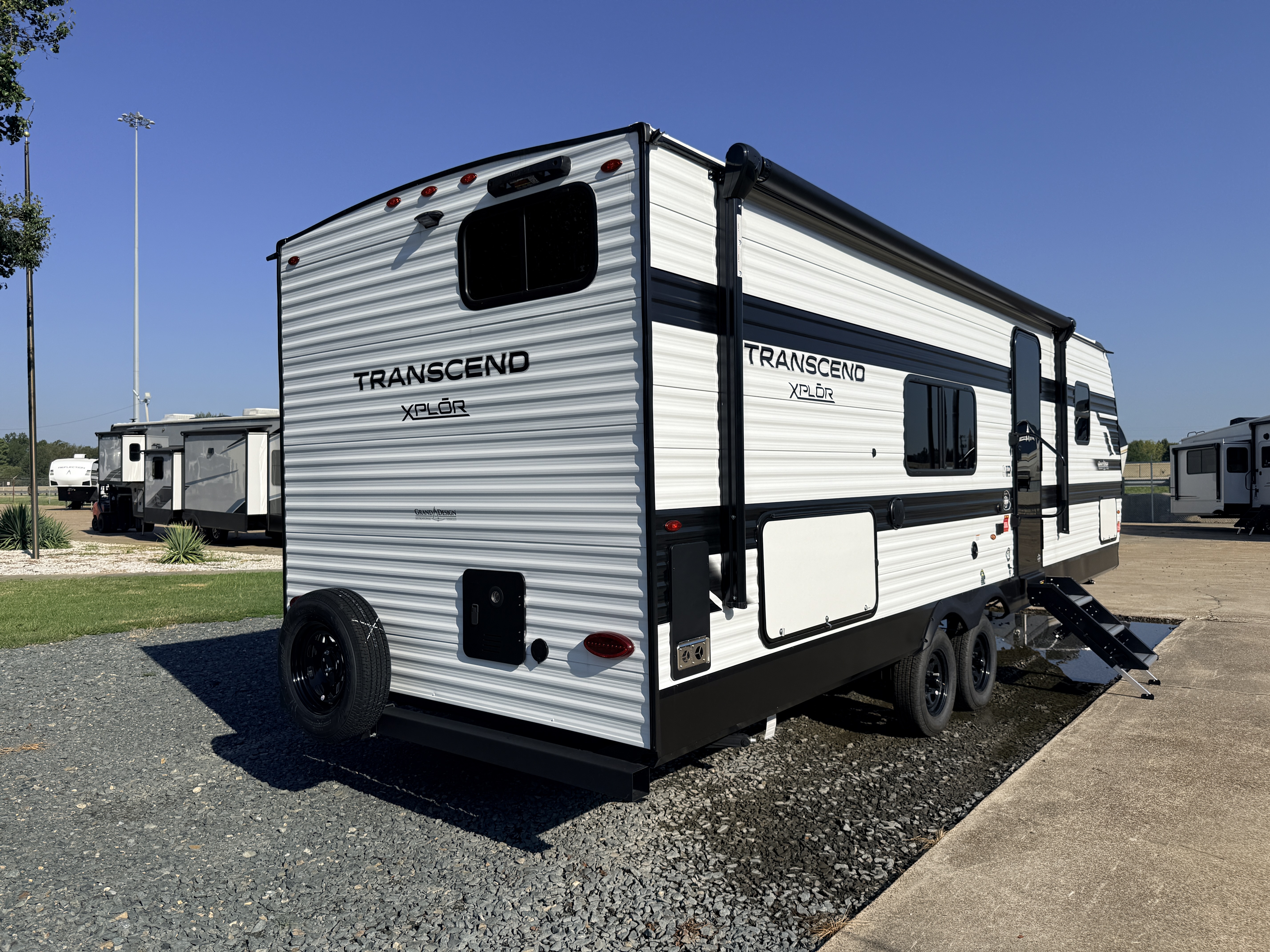 2027 Grand Design Transcend XPLOR 26BHX - Image 8