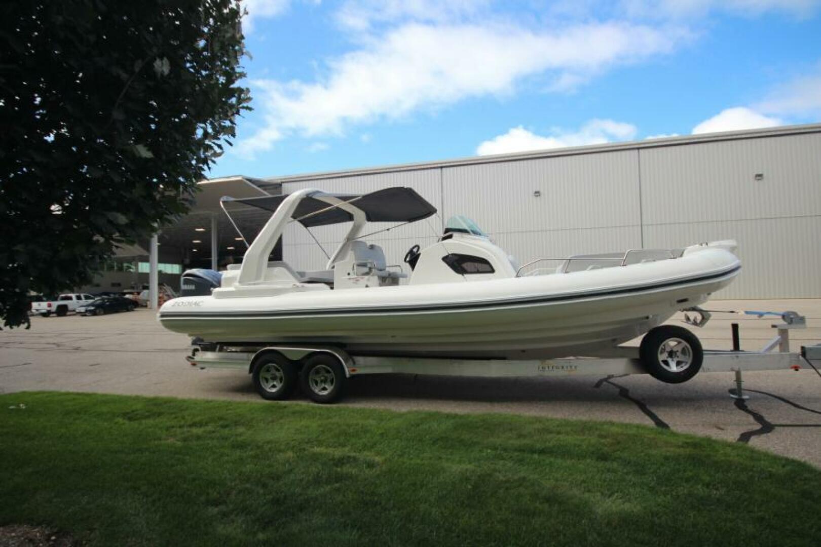 2024 Zodiac Medline 9 NEO - Image 8