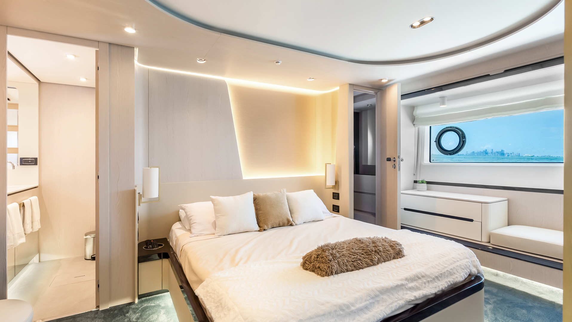2025 Azimut 78 FLY - Image 47