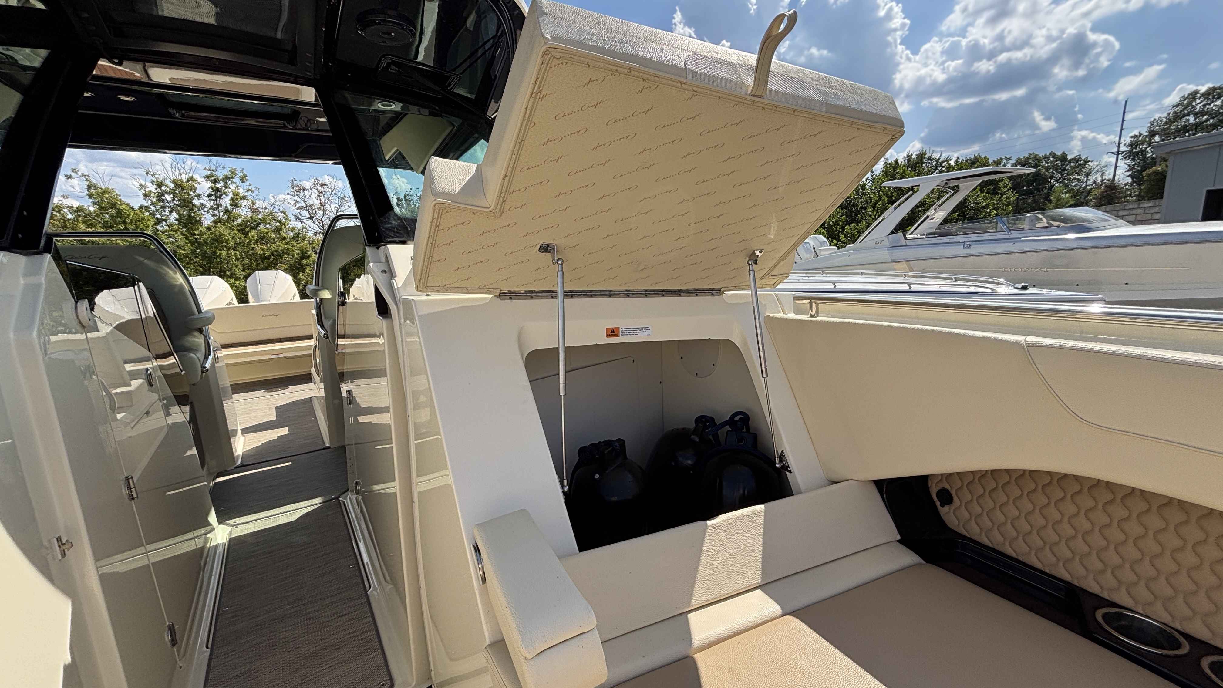 2021 Chris Craft 35 Calypso - Image 53
