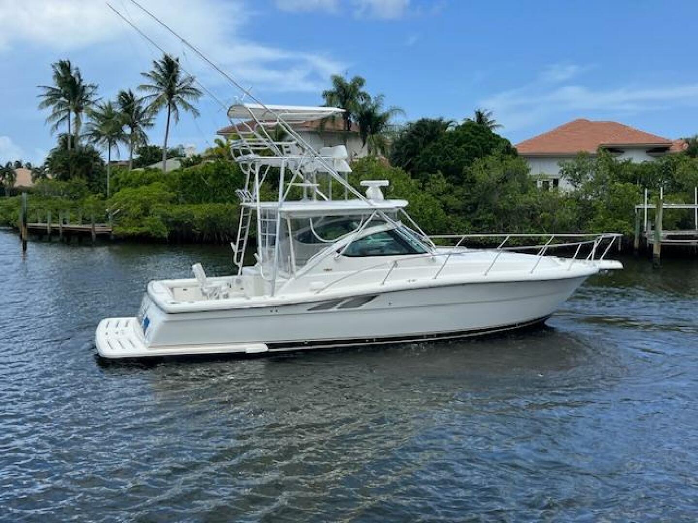 2003 Tiara Yachts 3800 Open - Image 15