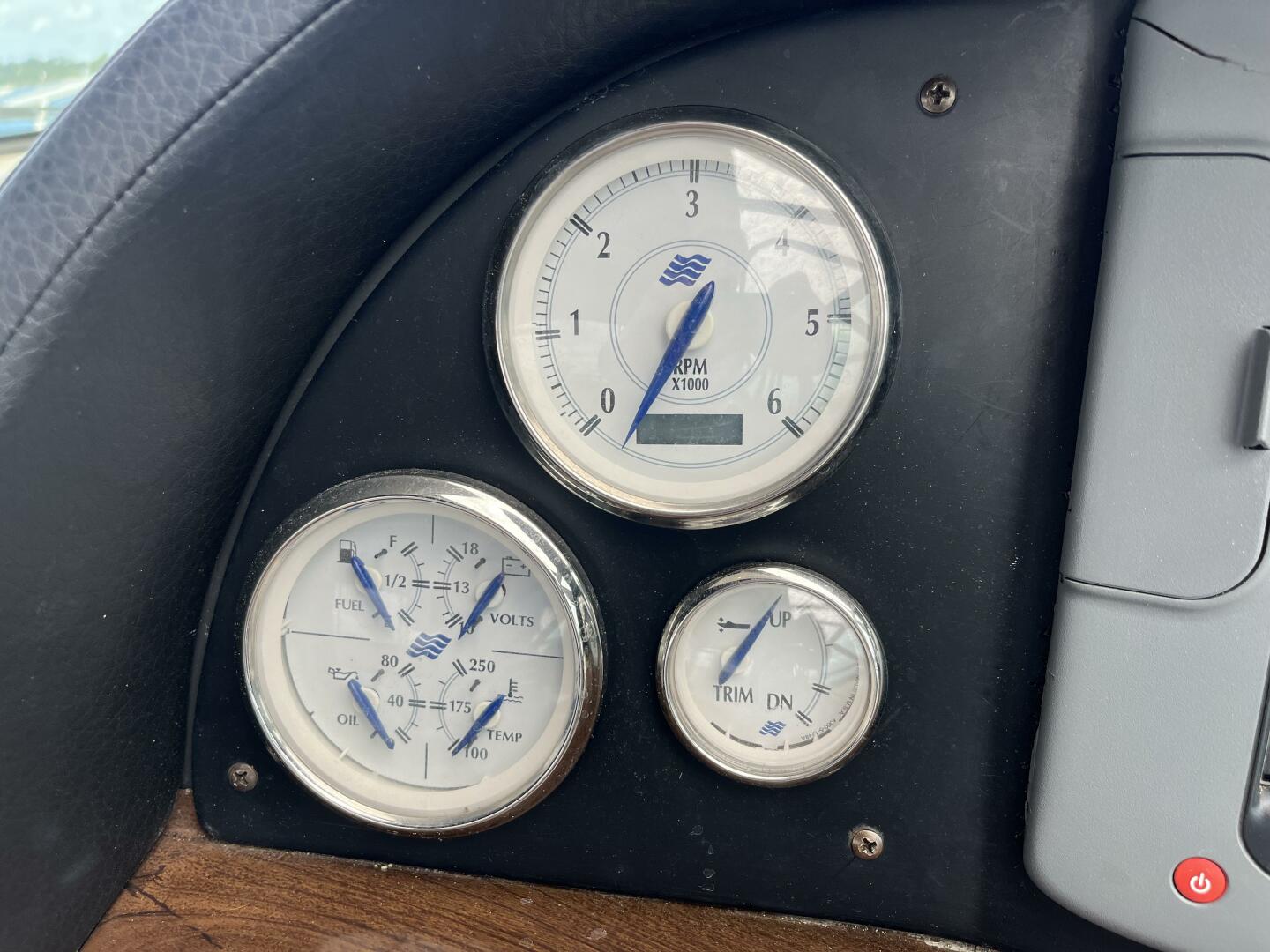 2008 Four Winns V338 - Image 38