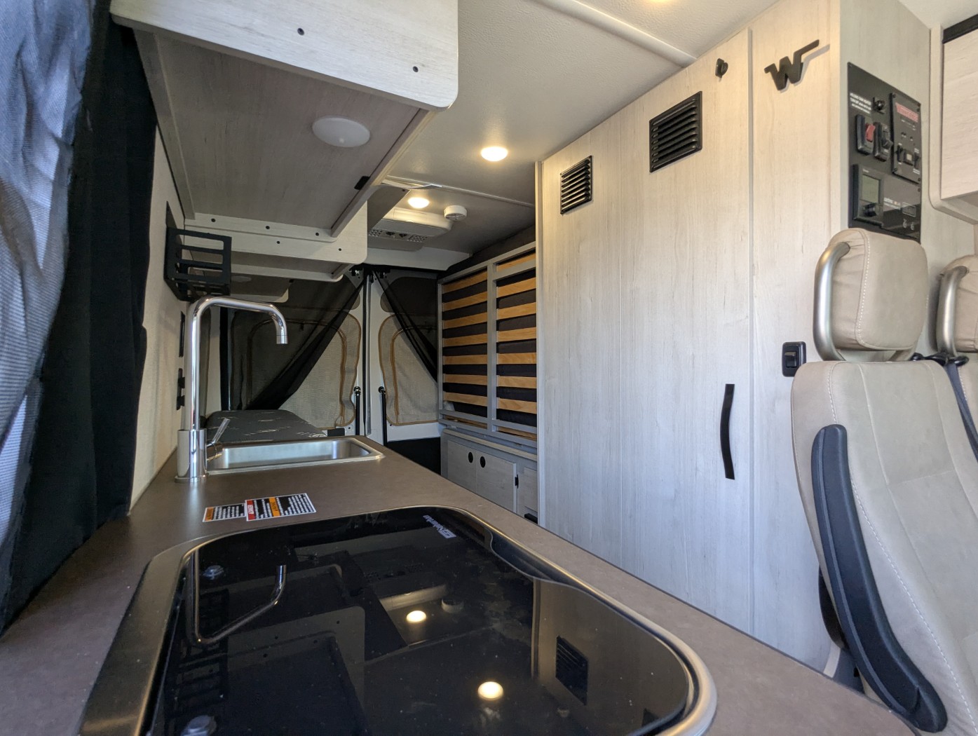 2027 Winnebago Solis 59PX - Image 15
