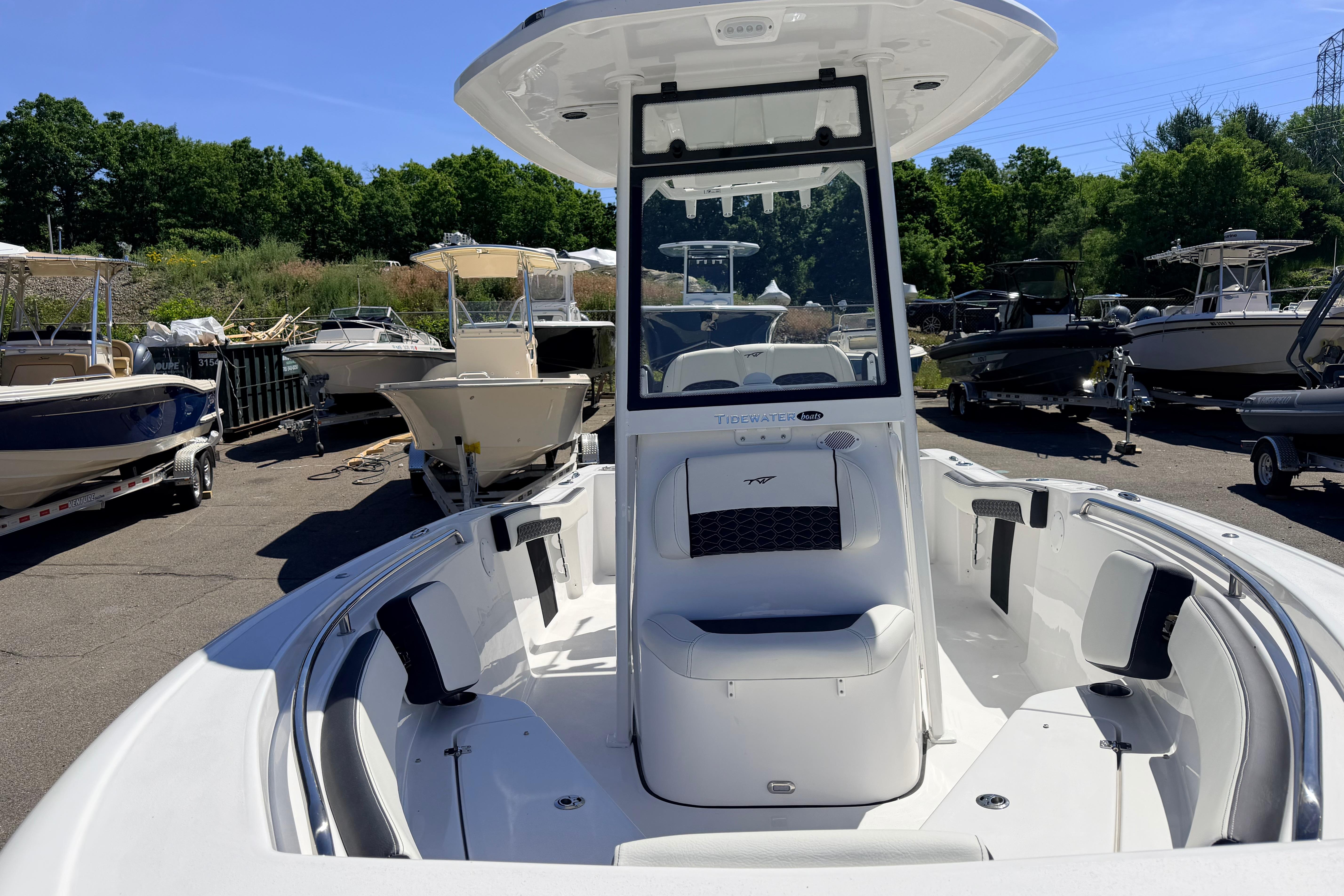 2026 Tidewater 210 CC Standard - Image 12