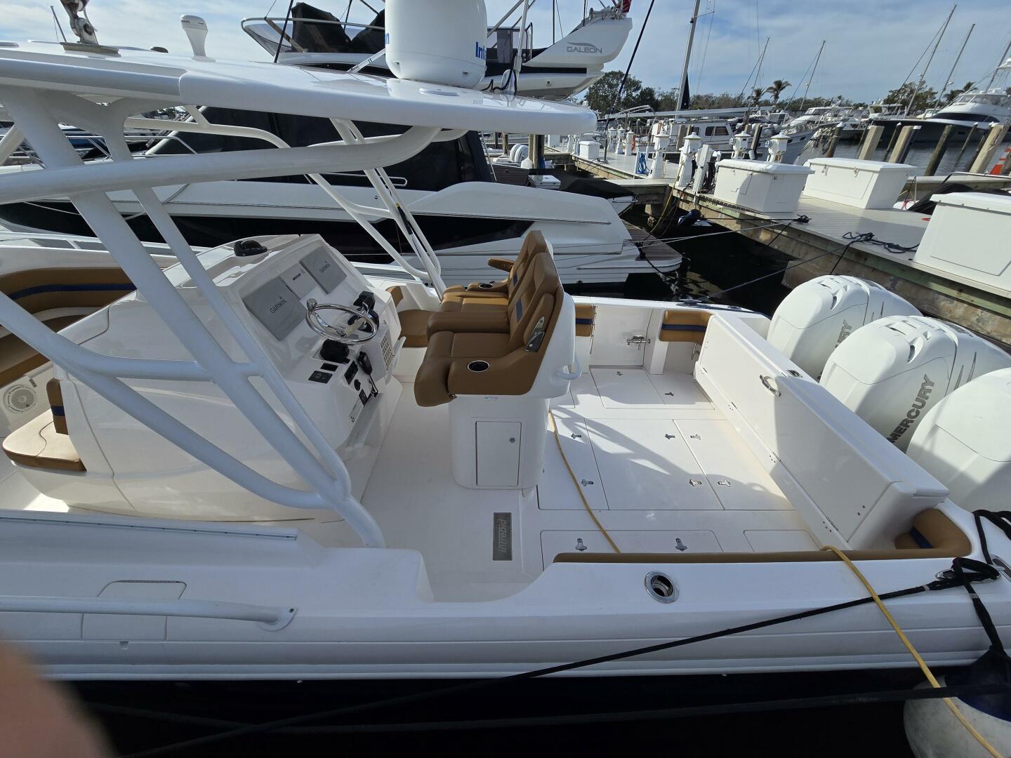 2018 Intrepid 375 Walkaround - Image 5