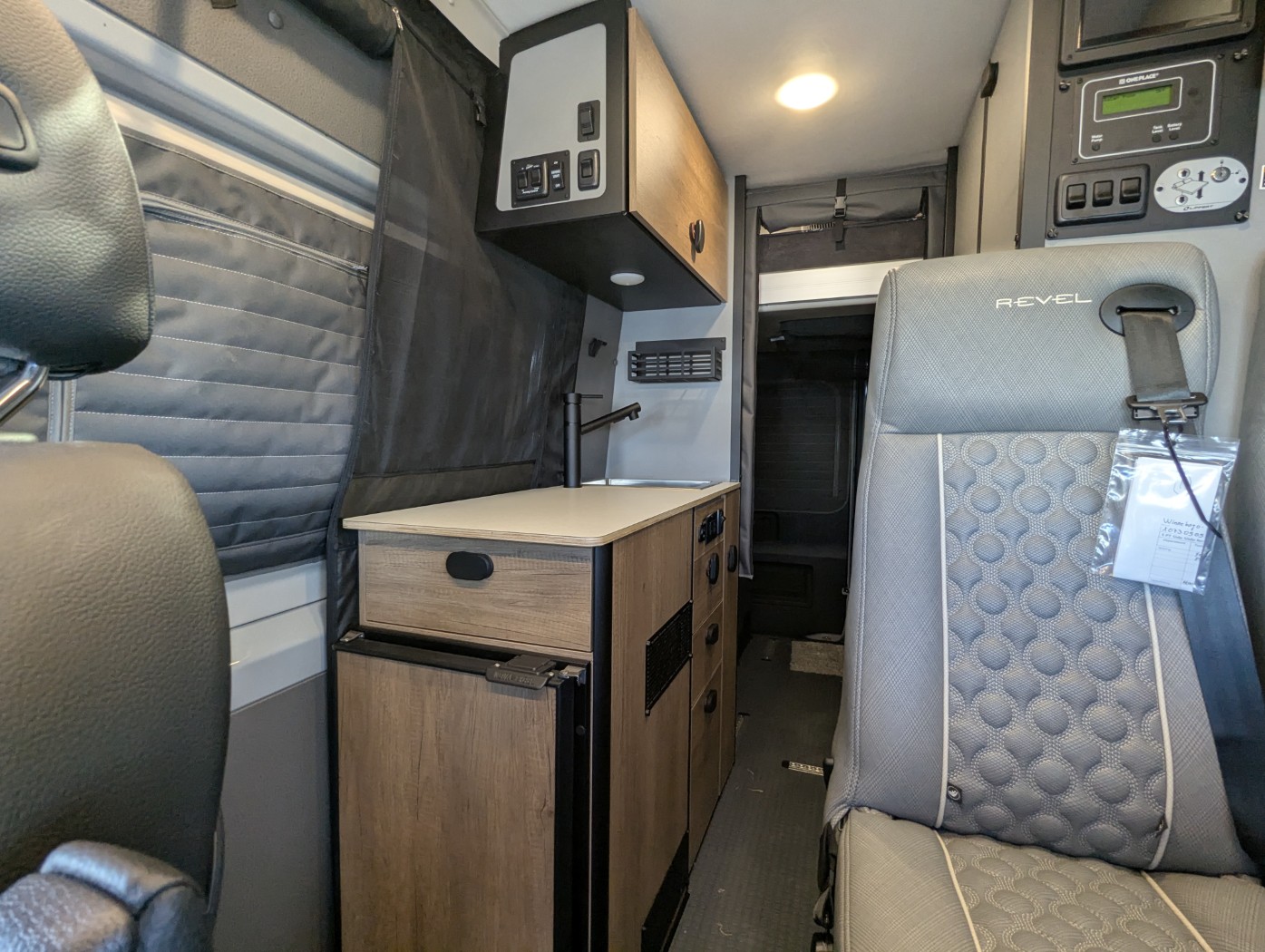 2026 Winnebago Revel 44E - Image 18