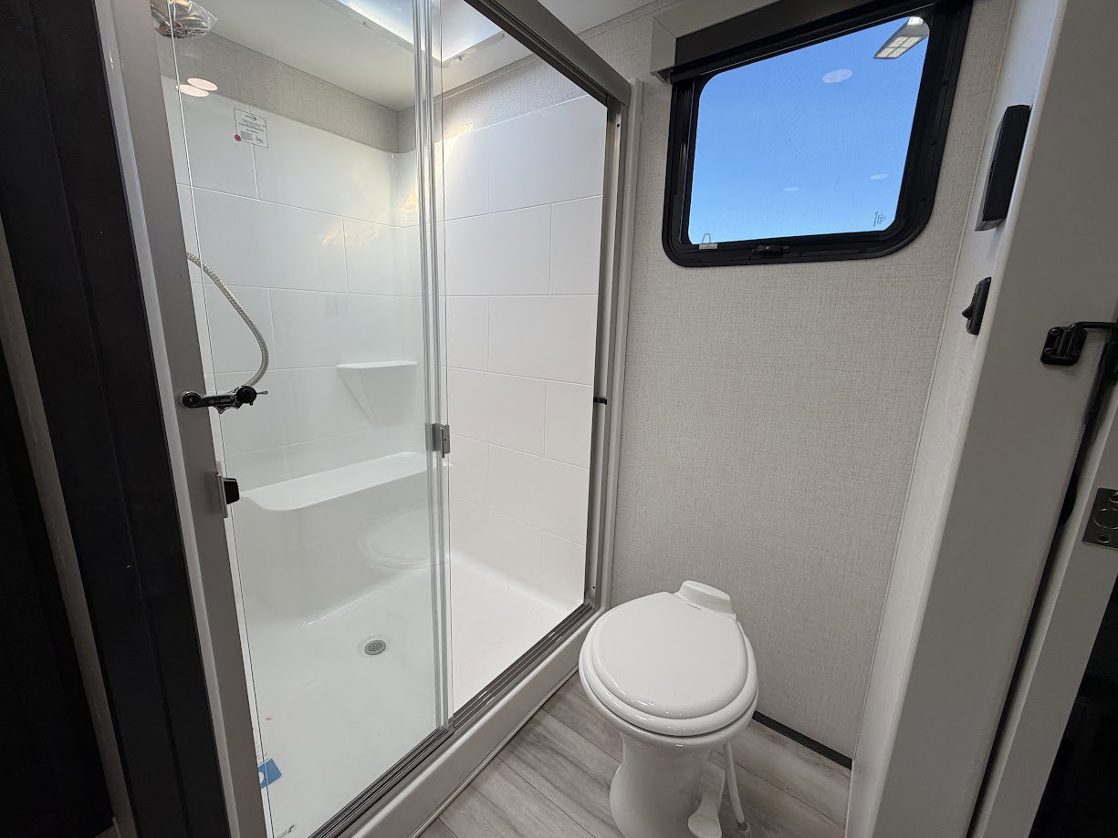 2026 Keystone ALPINE 3710FL - Image 64