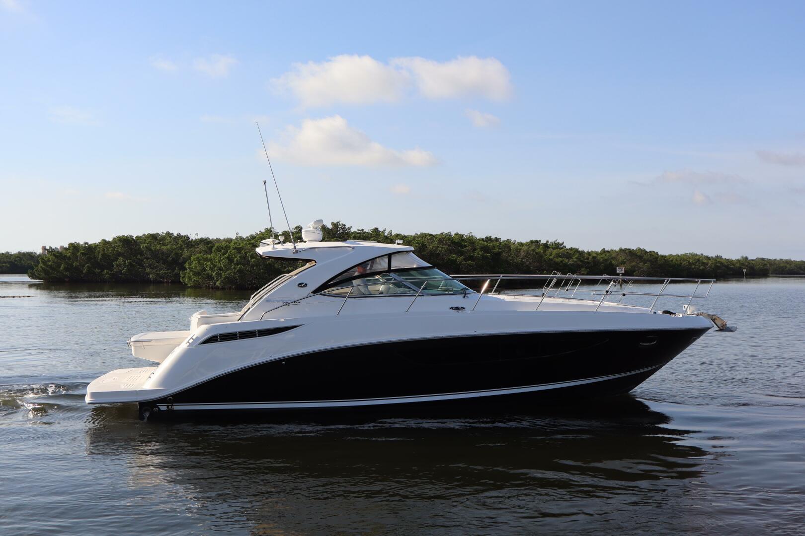 2015 Sea Ray 410 Sundancer - Image 48