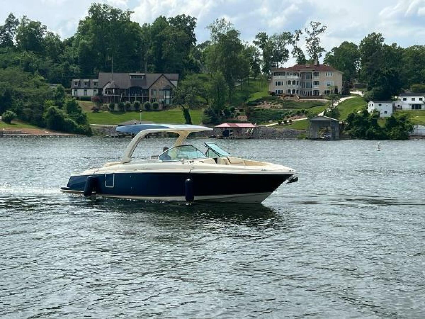 2020 Chris-Craft Launch 31 GT - Image 90