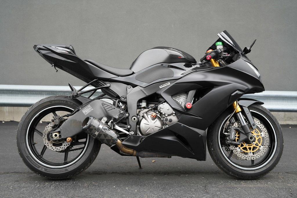Used 2013 Kawasaki Ninja ZX -6R for Sale in Elmhurst, IL