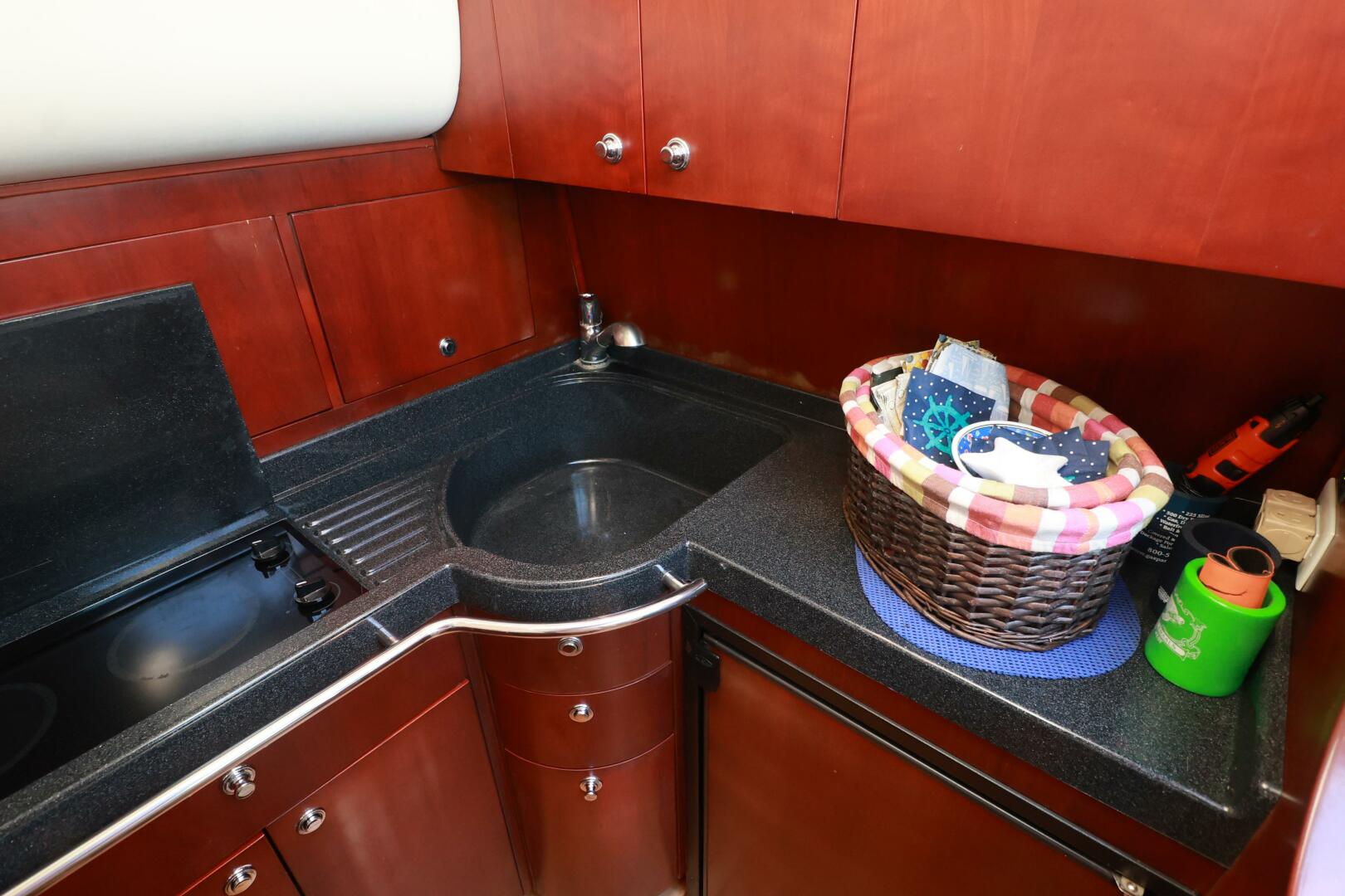 2005 Chris-Craft - Image 31