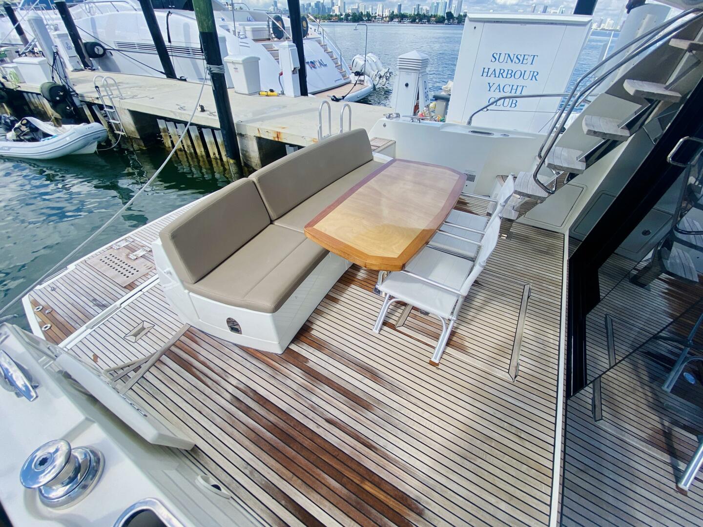 2015 Prestige 500 - Image 26