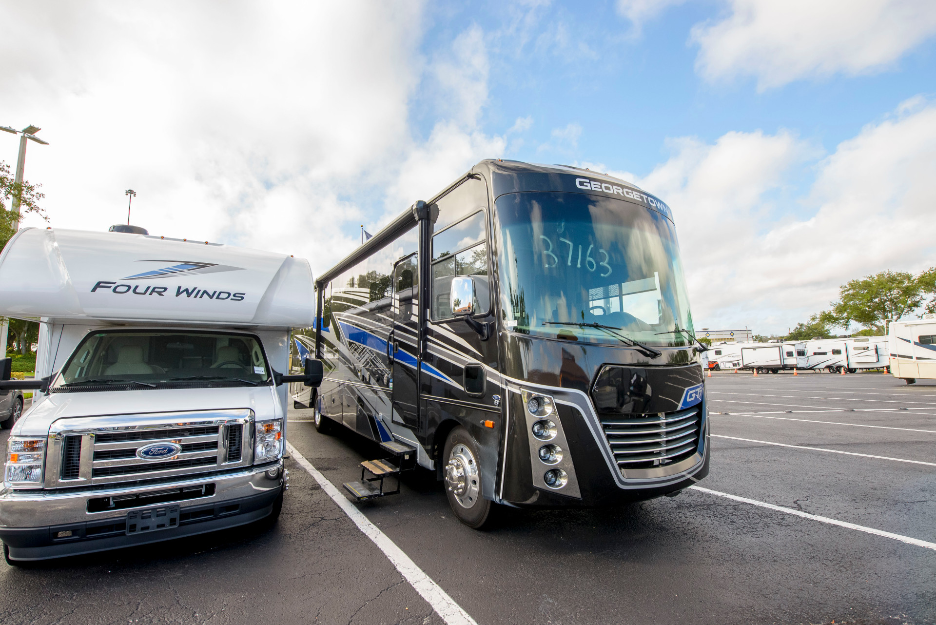 2025 Forest River Georgetown 7 Series GT7