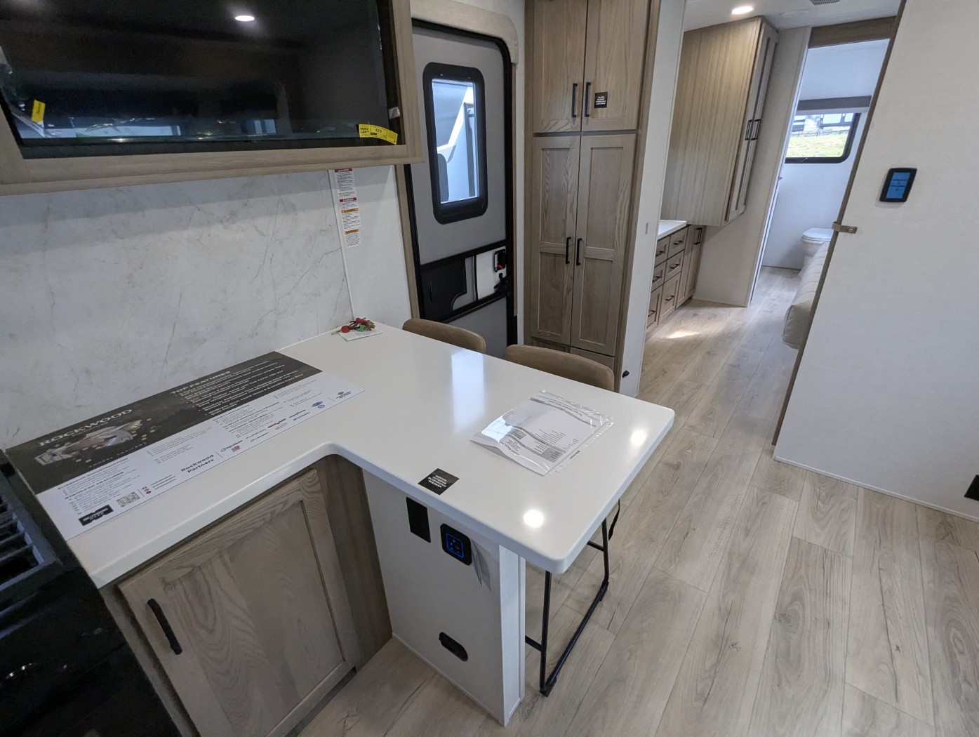 2026 Forest River Rockwood Signature 8263MBR - Image 15