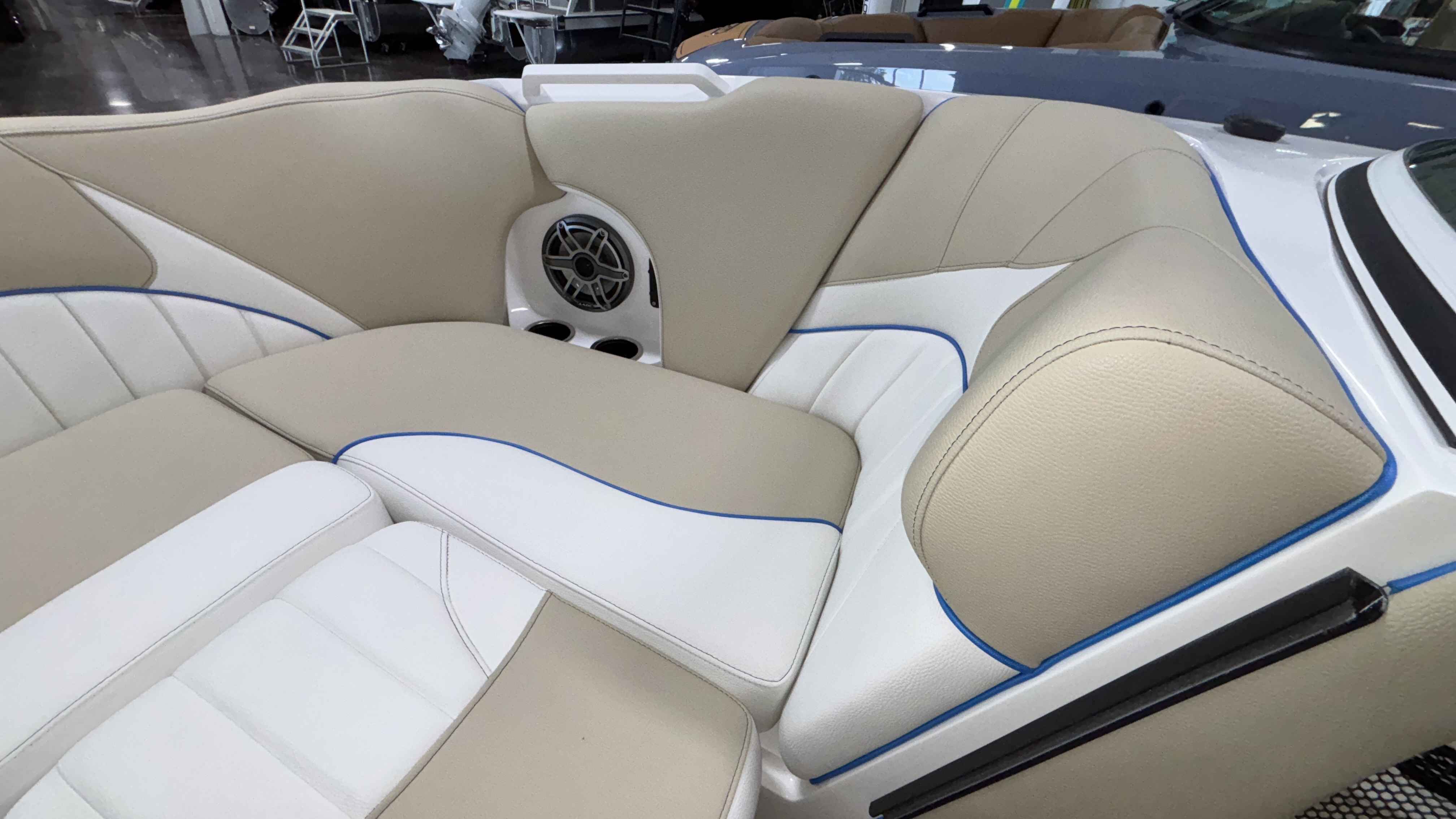2025 MB Sports B52 23 Classic - Image 18