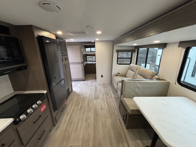 2026 Grand Design Transcend 305BHT - Image 30