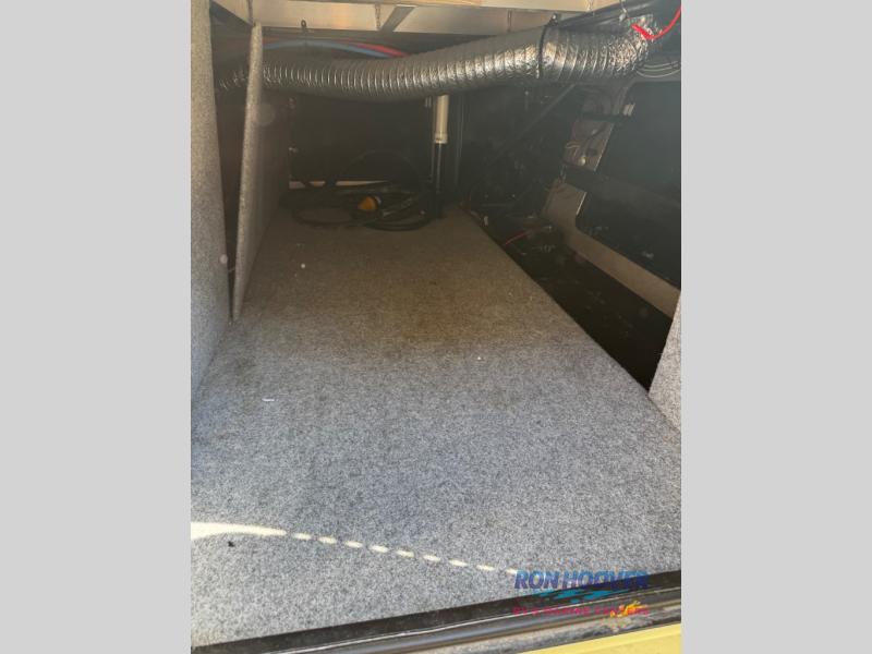 2018 FOREST RIVER 285DRL - Image 6