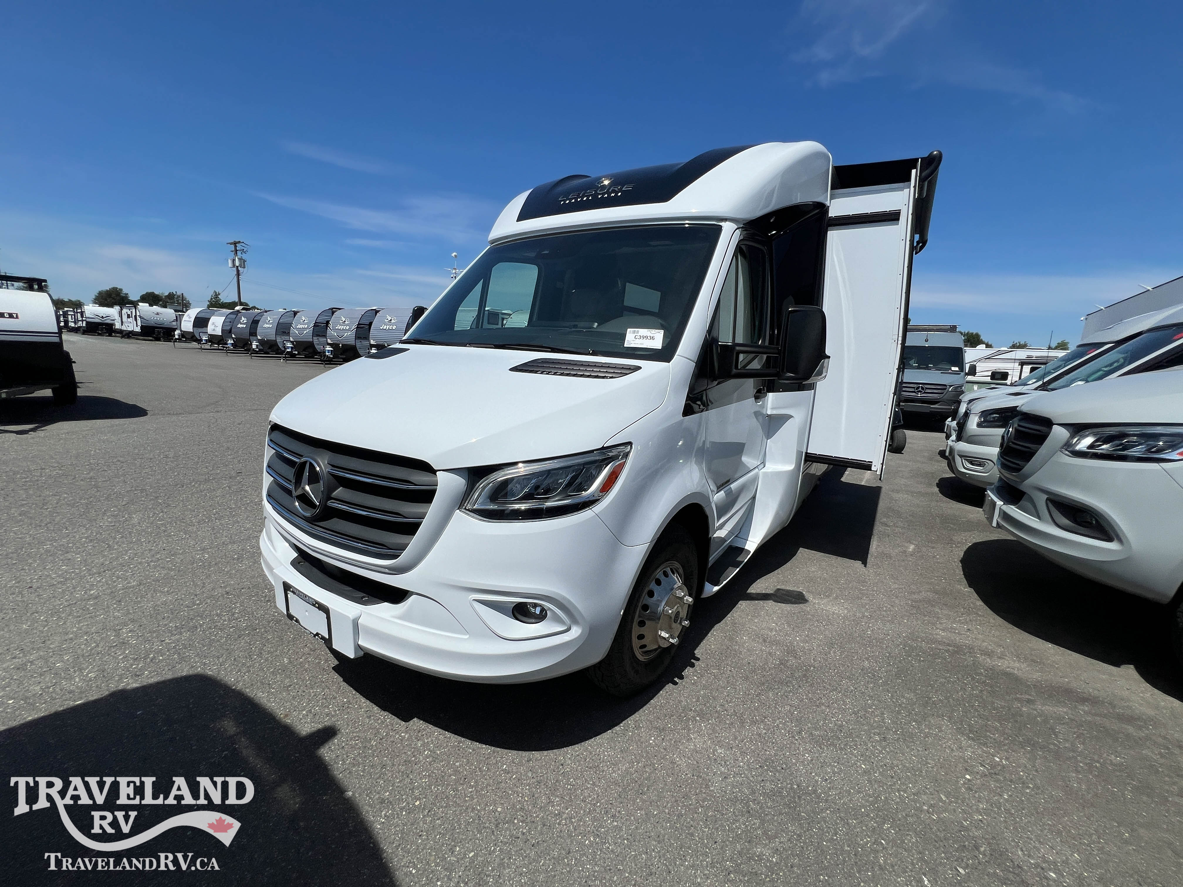 2021 Leisure Travel Unity U24CB - Image 3
