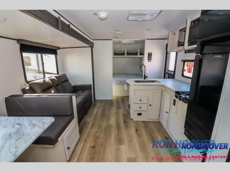 2025 COACHMEN SPIRIT 26BH - Image 12