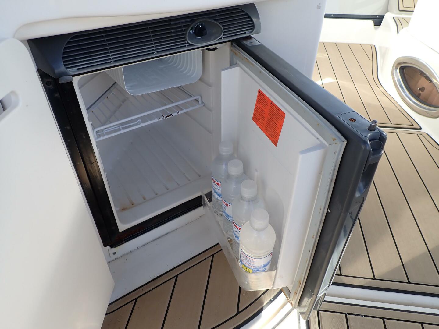 2006 Sea Ray 340 Sundancer - Image 5