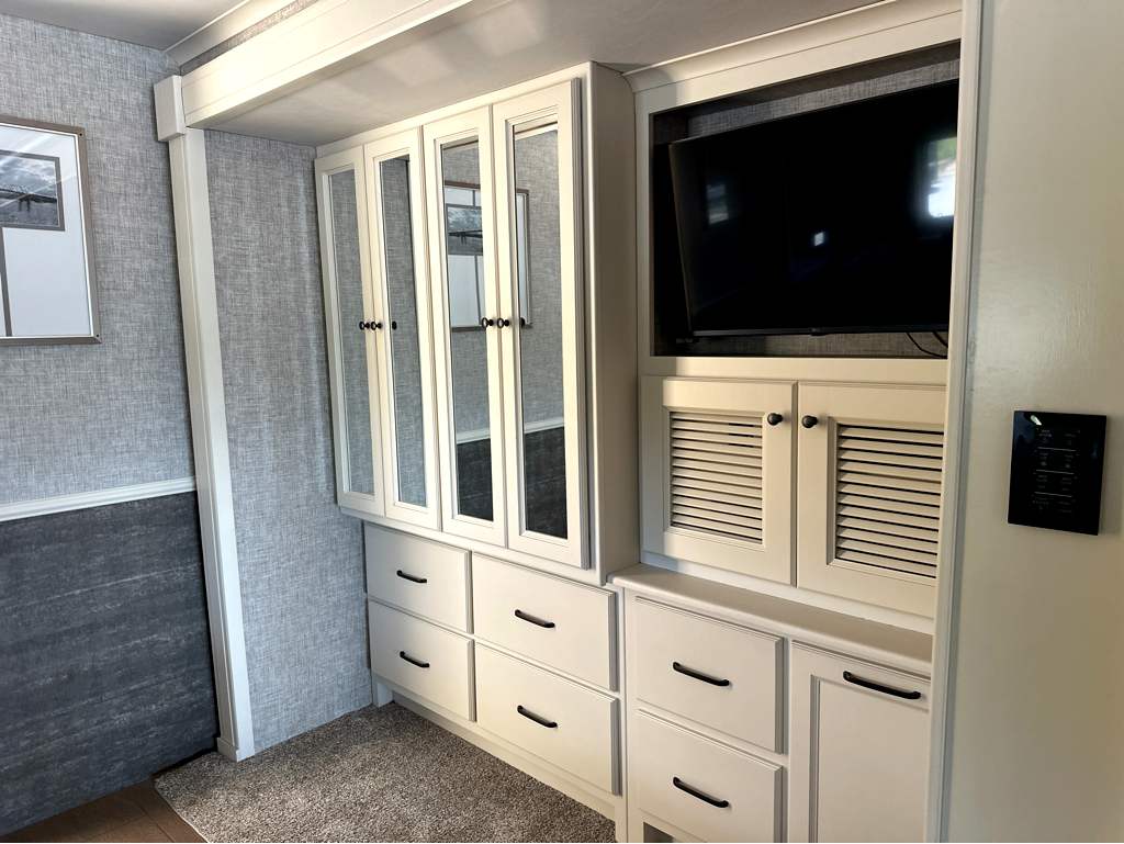 2019 TIFFIN ALLEGRO 34 PA - Image 24