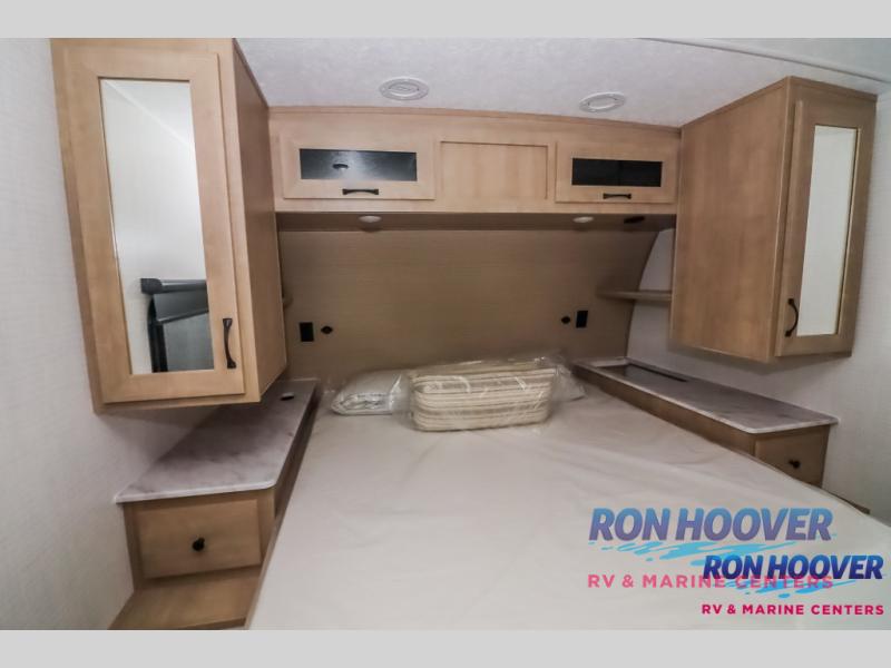 2025 PALOMINO 2430BHS - Image 15