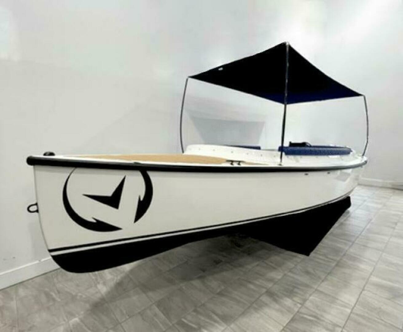 2024 Vision WX Tritoon - Image 165