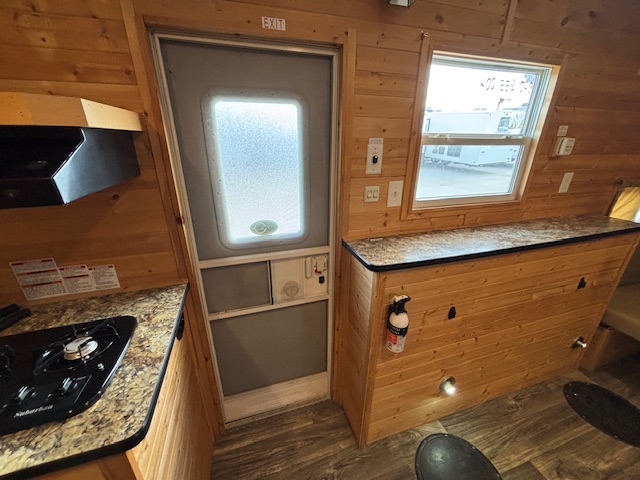 2017 ICE CASTLE RECREATION SERIES  TOY HAULER 8X17 - Image 28