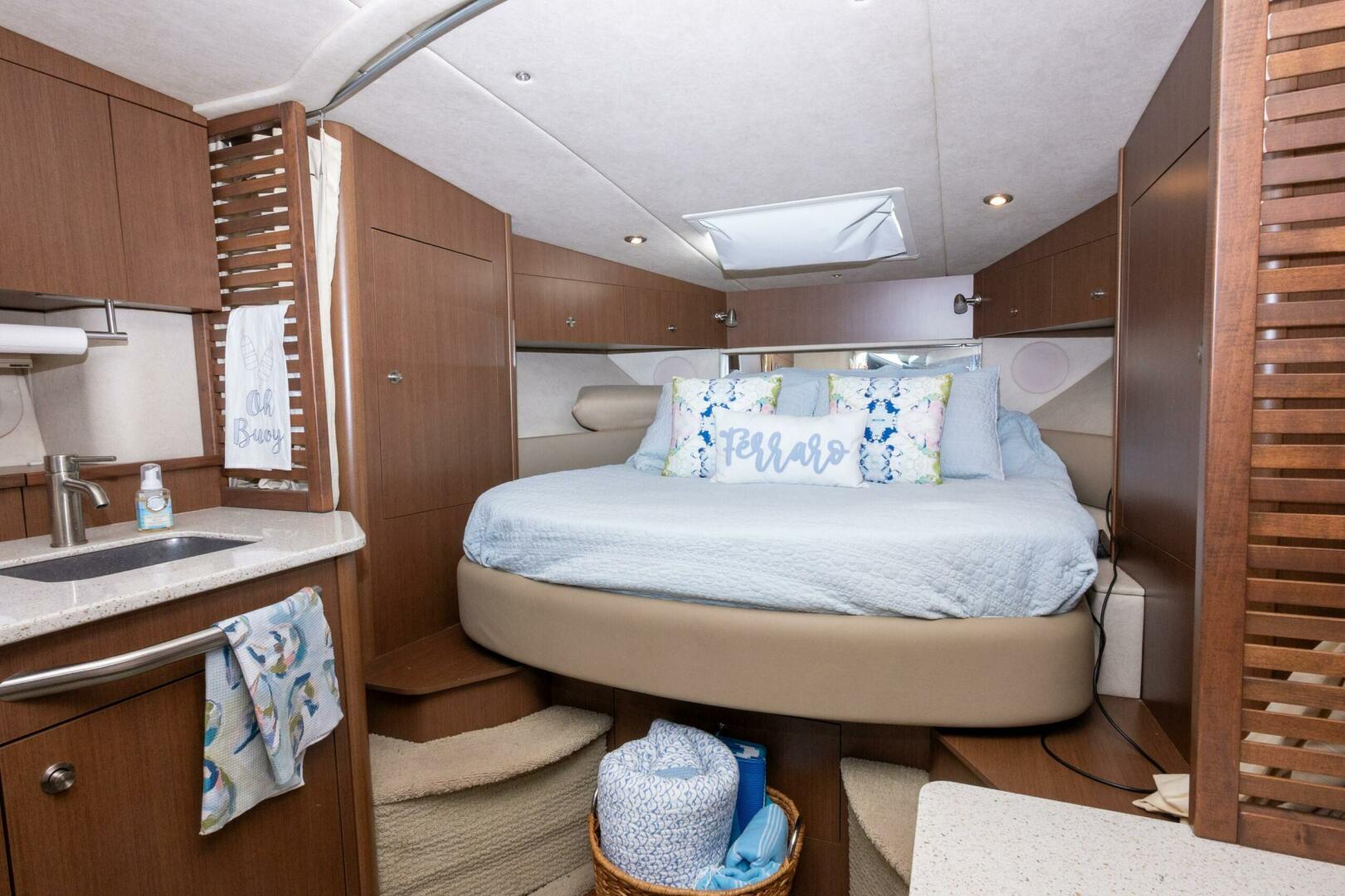 2013 Sea Ray 370 Sundancer - Image 38