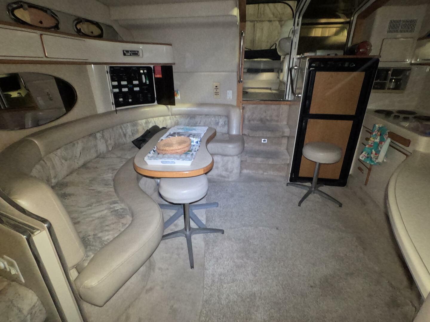 1995 Sea Ray 400 Express - Image 30