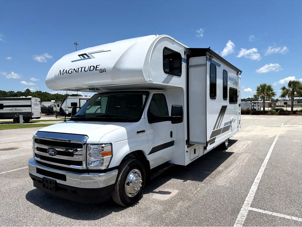 2027 THOR MOTOR COACH MAGNITUDE GA28 - Image 4