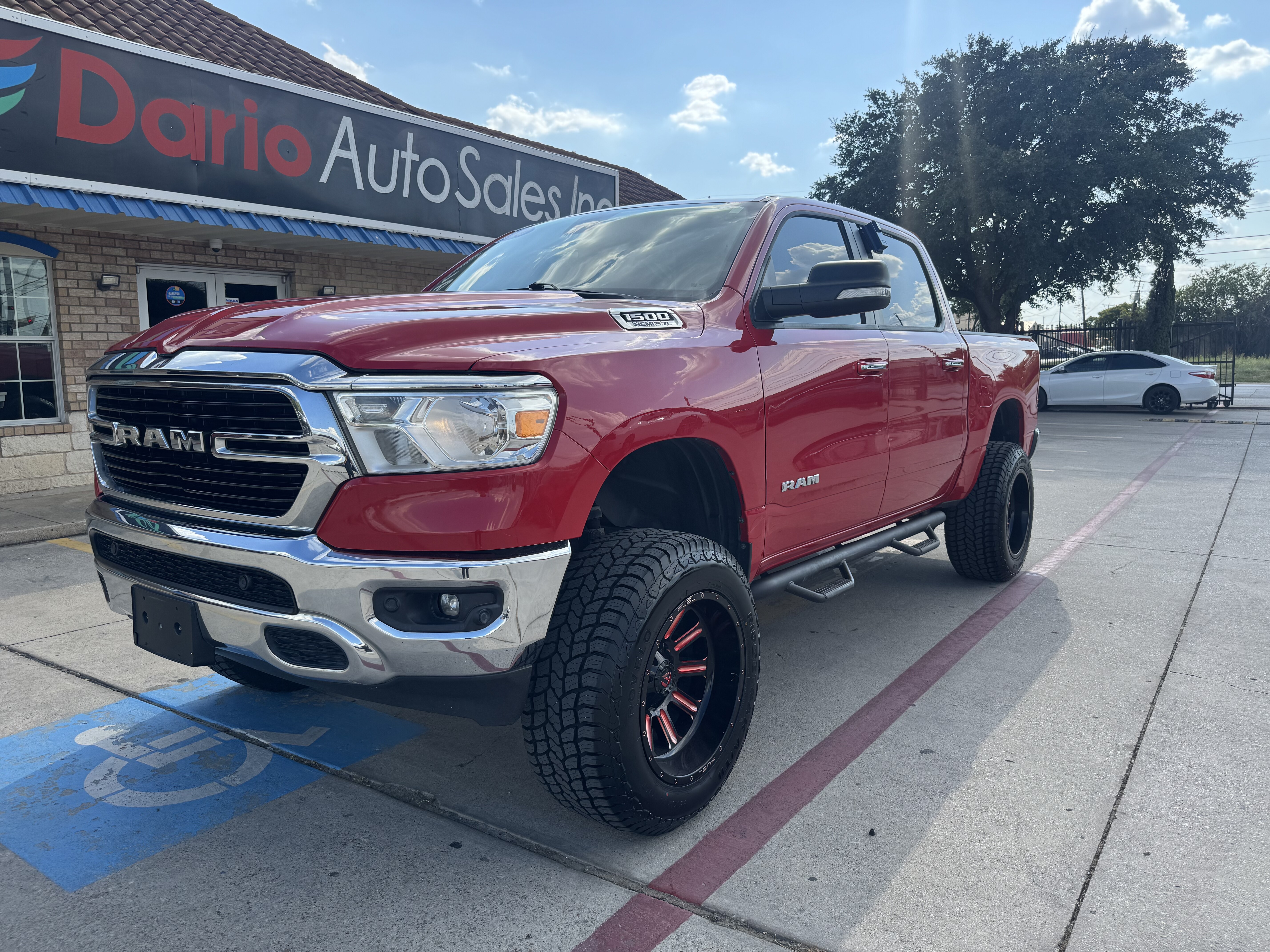 2020 Ram 1500 Pickup Crew Cab Bighorn/Lone Star 4WD - Image 1