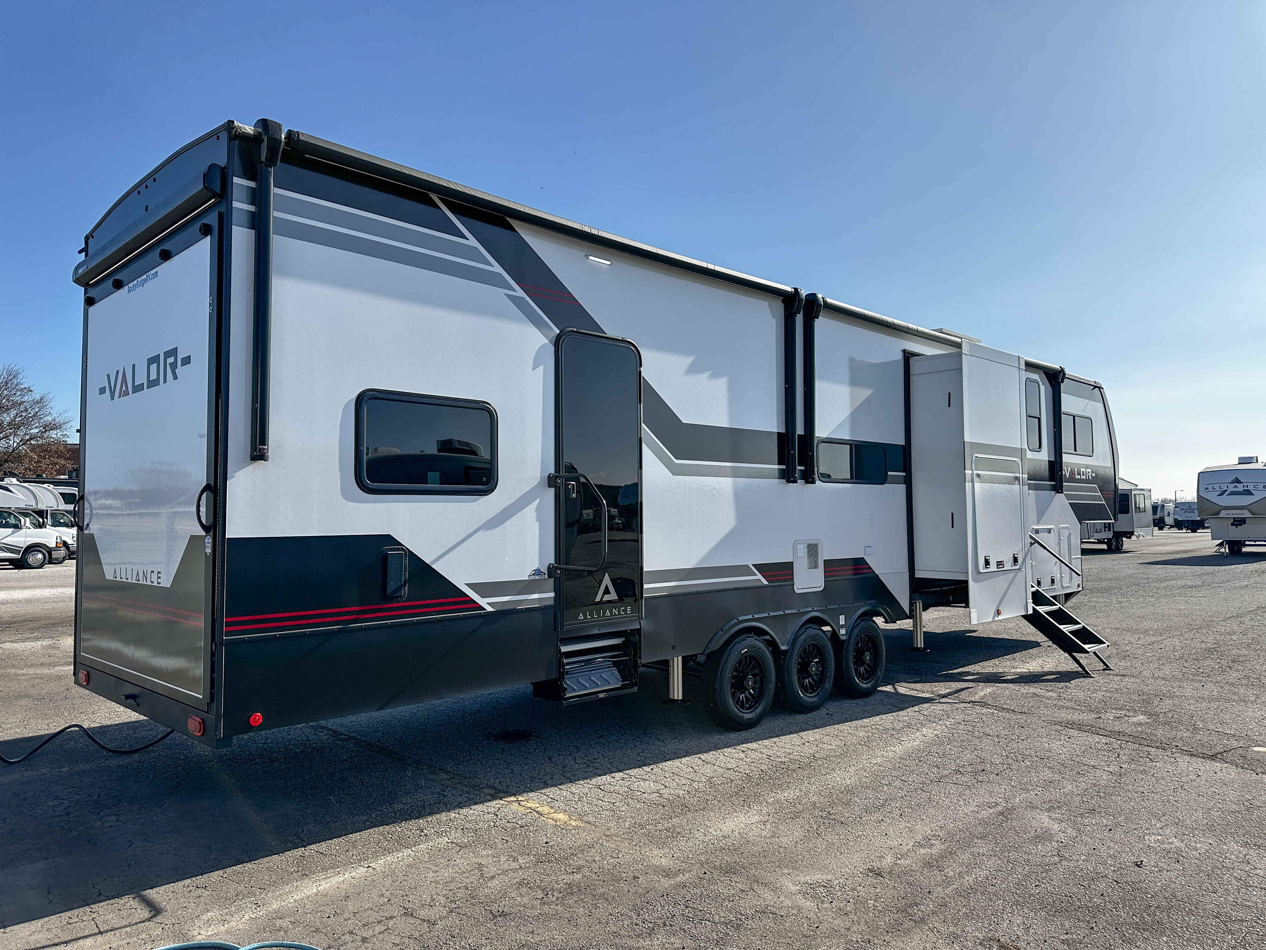 2026 Alliance RV Valor 40V13 - Image 7