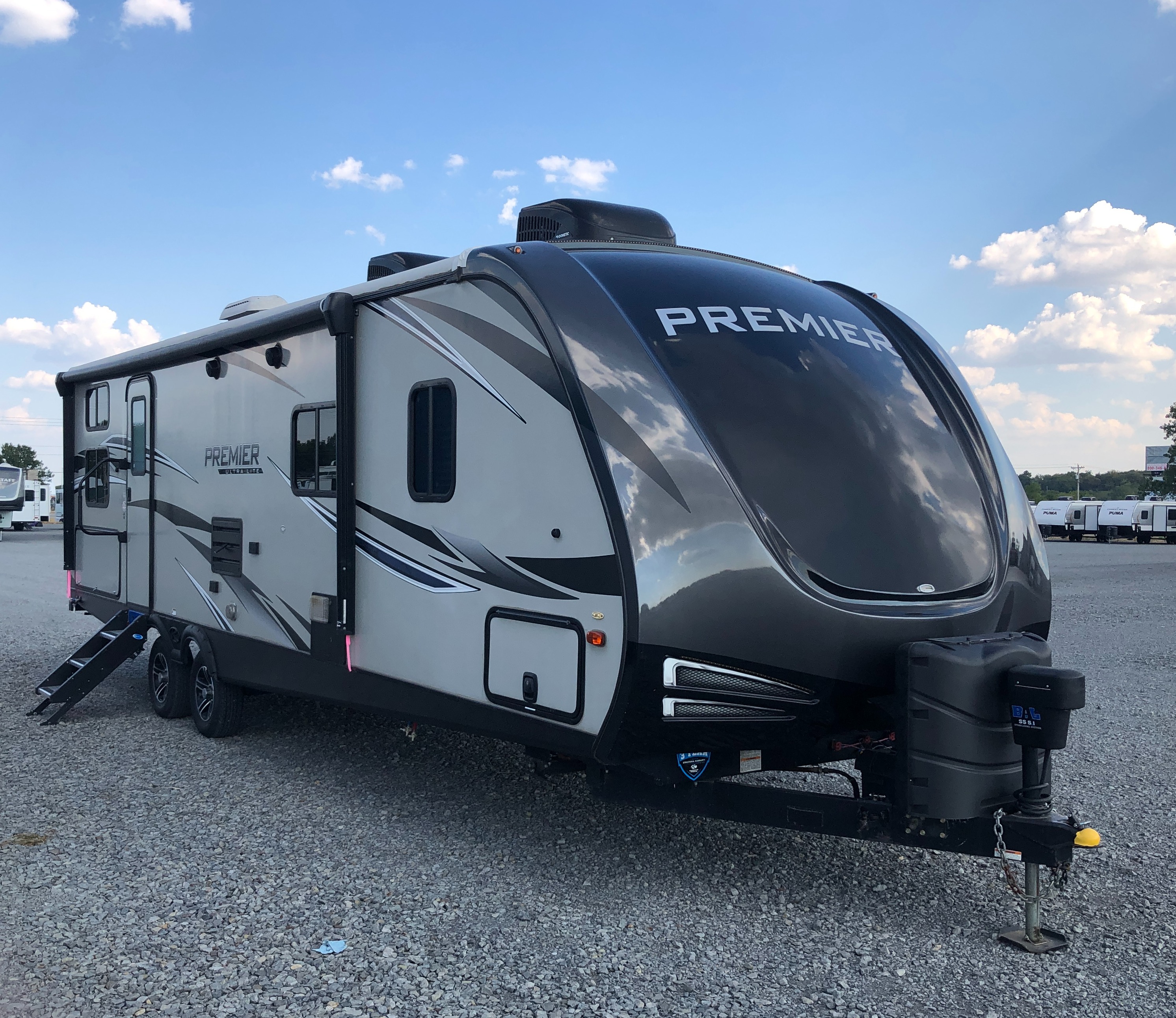 2019 Keystone Premier 29BHPR - Image 1