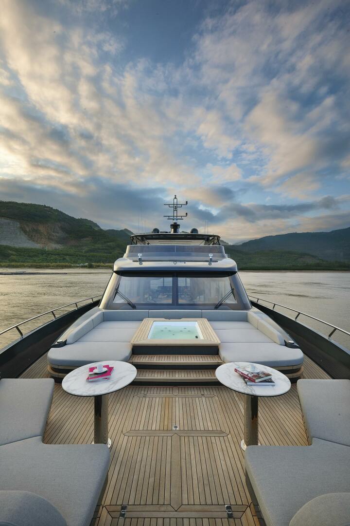 2027 Allegro Yacht - Image 18