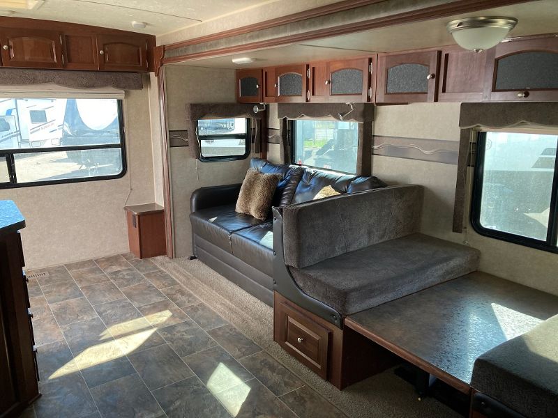 2015 Forest River Rockwood Ultra Lite 2604WS - Image 28