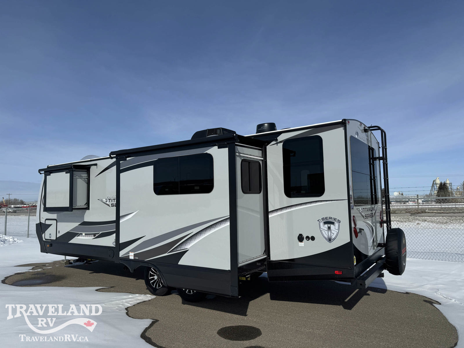 2024 Outdoors RV Titanium Series Black Stone 250RDS - Image 6