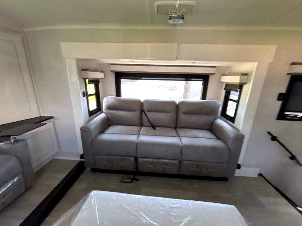 2026 JAYCO PINNACLE 39FLOK - Image 17