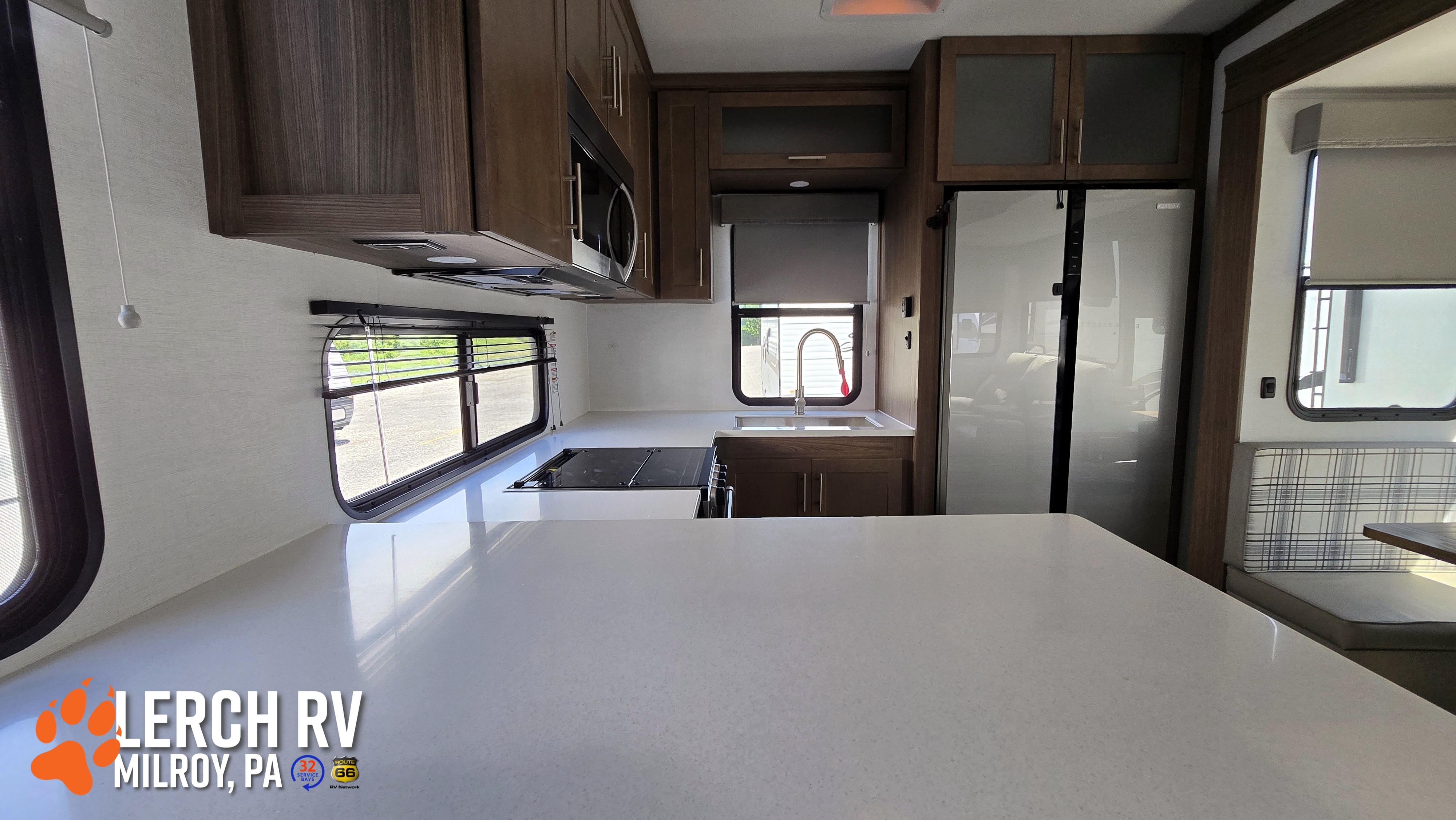 2024 Alliance RV Avenue 33RKS - Image 28