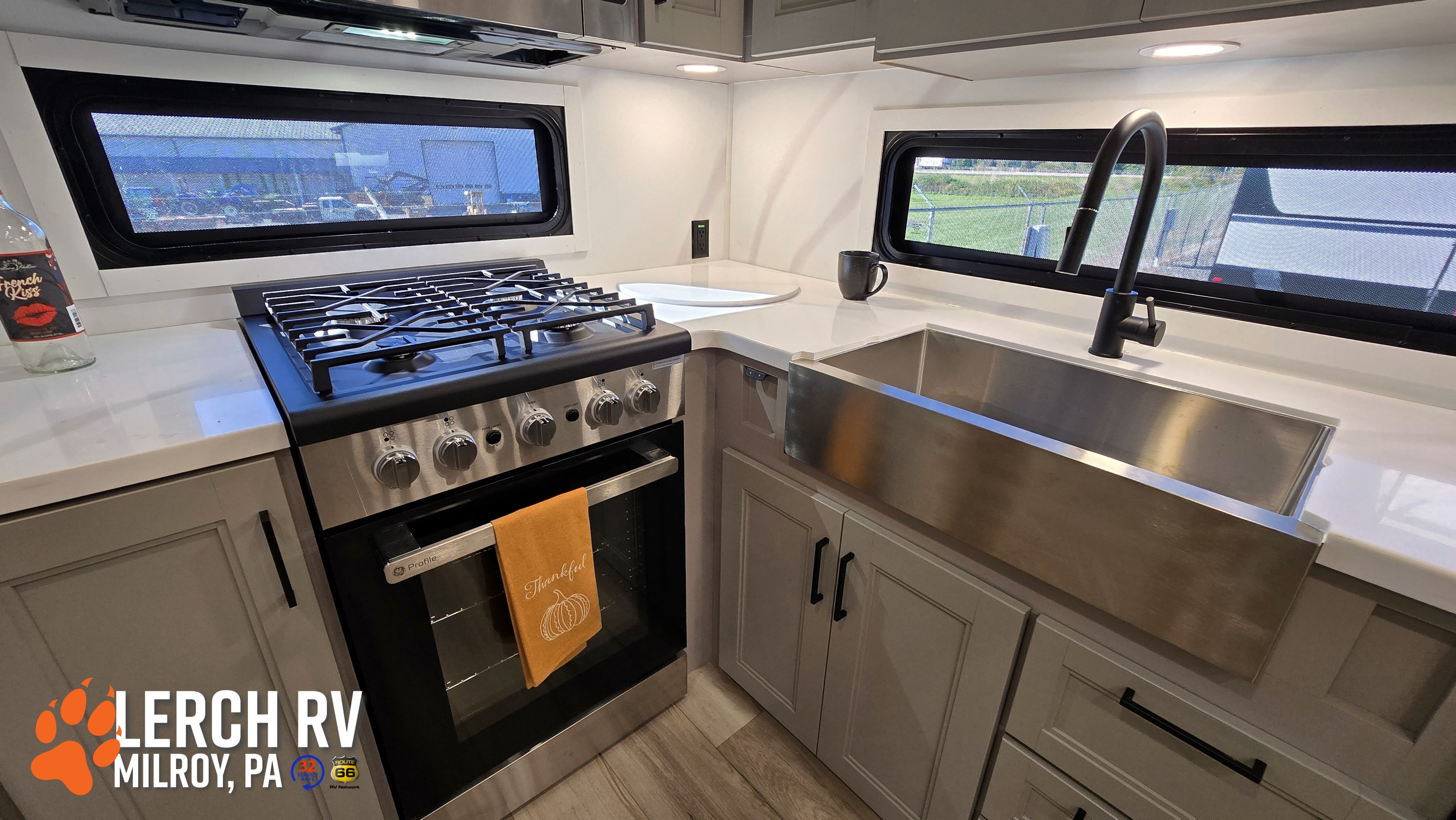 2027 KZ RV Durango Gold G390MLQ - Image 39