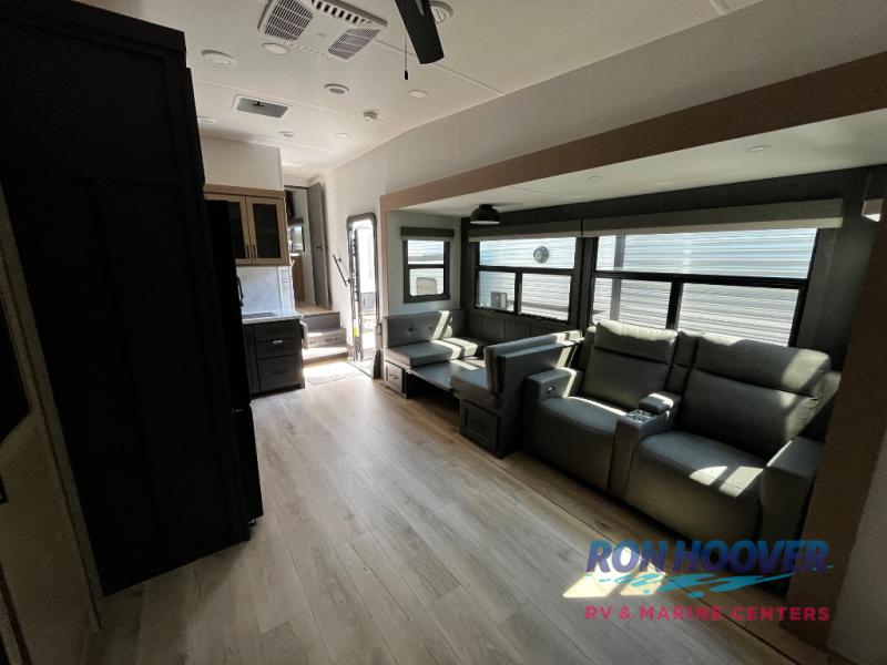 2026 FOREST RIVER 405SBH - Image 21