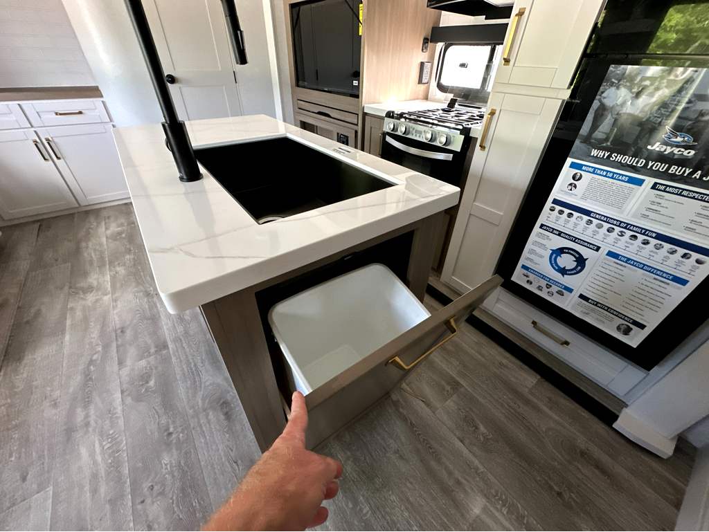2027 JAYCO EAGLE 312BHOK - Image 25